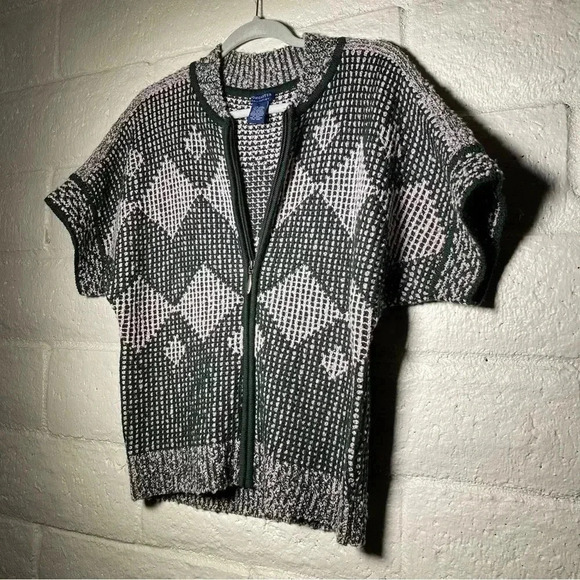 Doncaster Pink & Green Knit Short Sleeve Zip Up Sweater - Picture 5 of 9